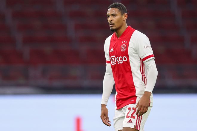 快船官方伤病报告显示保罗今天缺阵，原因是未随队