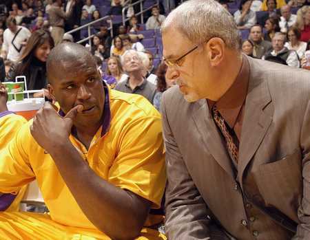 恩比德生涯第199次单场出手20+，命中率首次低于20%