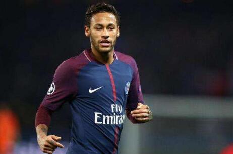 80岁后还能潇洒挥杆，才是高尔夫球友的终极浪漫