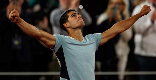 下半场站出来！孙铭徽14中4得到13分10助攻2抢断