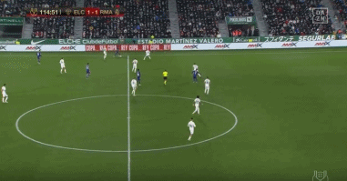 曼城替补席依然豪华